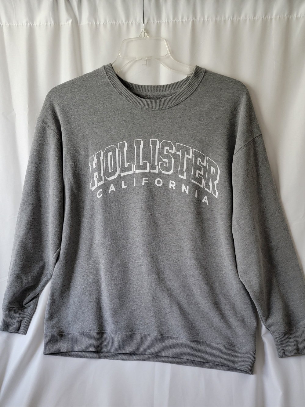 HOLLISTER California Logo Graphic Crew Sweatshirt Gray Medium